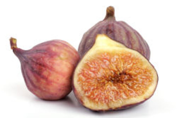 photo of figs one cut in half
